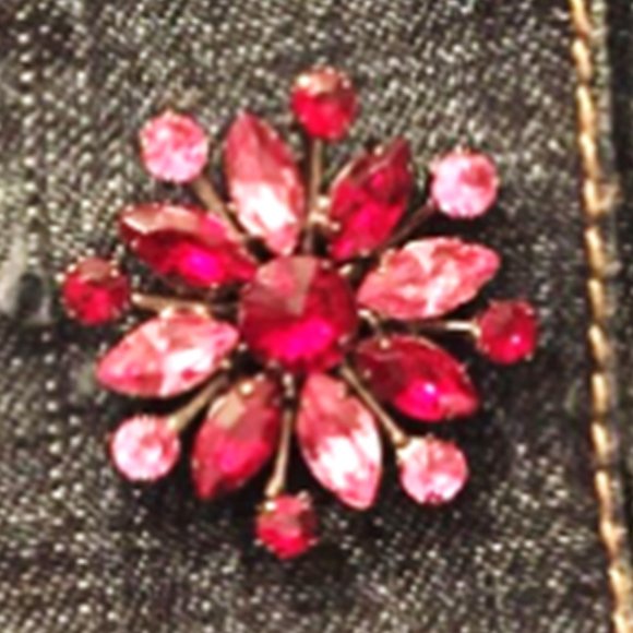 Chico’s L Pink Flower Close Dark Wash Jean Jacket - Picture 4 of 7